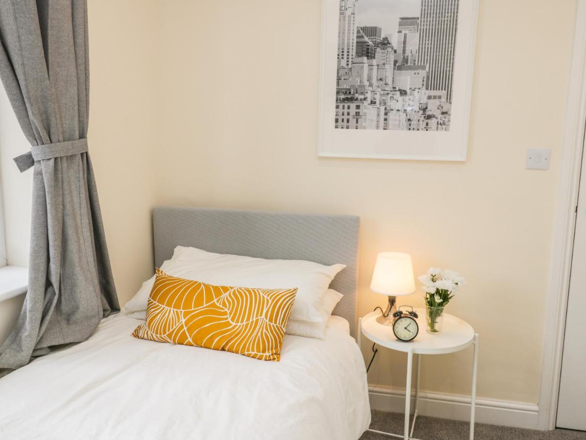24 Baxtergate Apartment วิทบี ภายนอก รูปภาพ