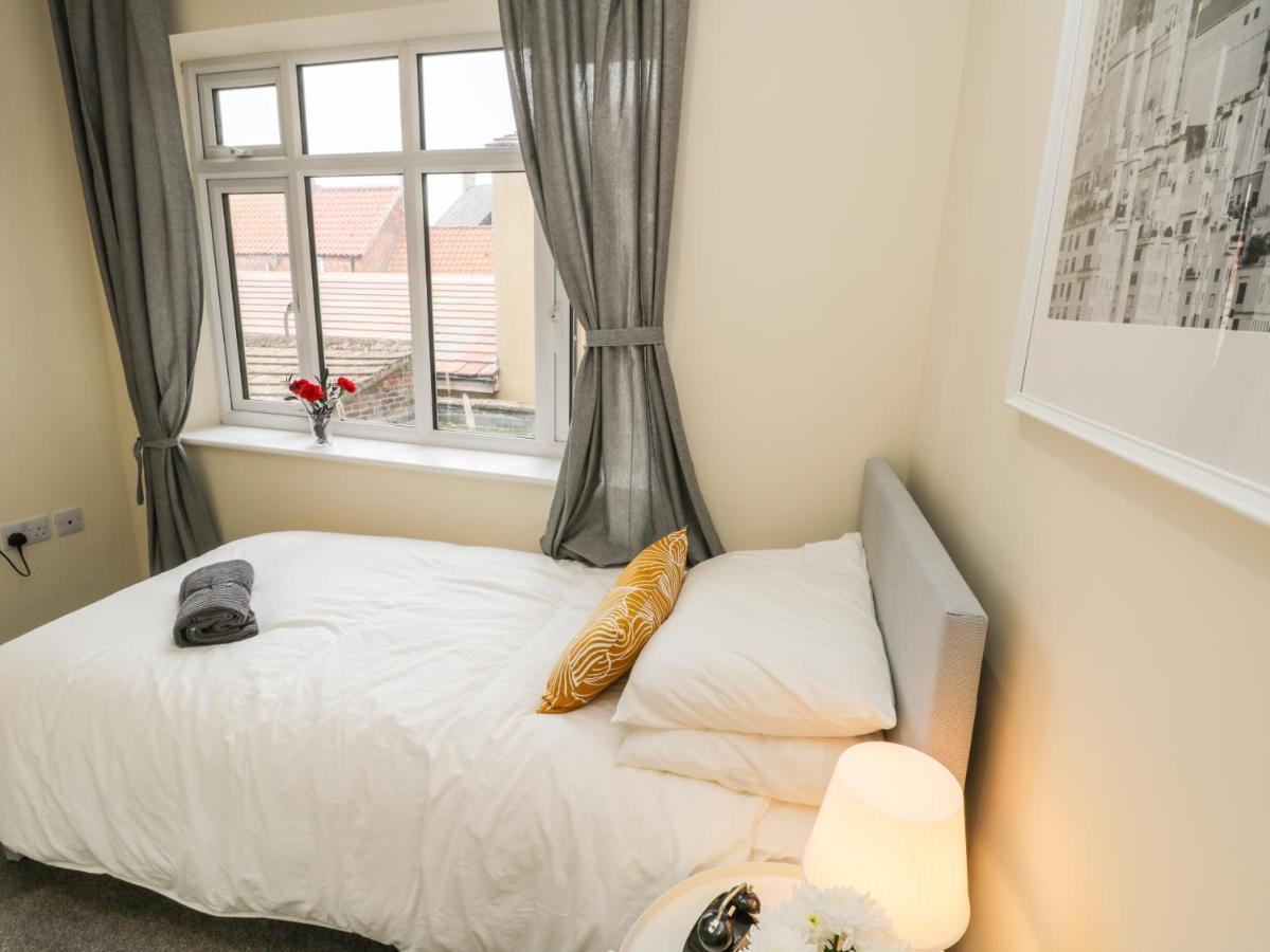 24 Baxtergate Apartment วิทบี ภายนอก รูปภาพ